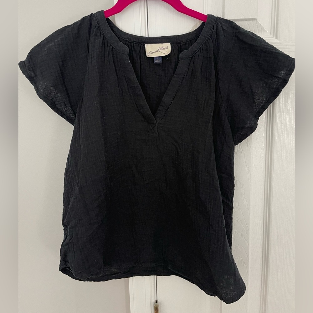 Lightweight black linen shirt size small new without tags